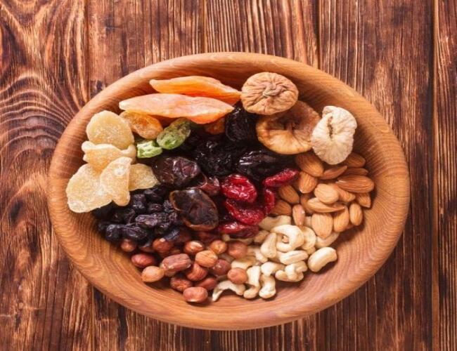Tatlı Krizleri İçin Pratik Kuru Meyve Atıştırmalıkları